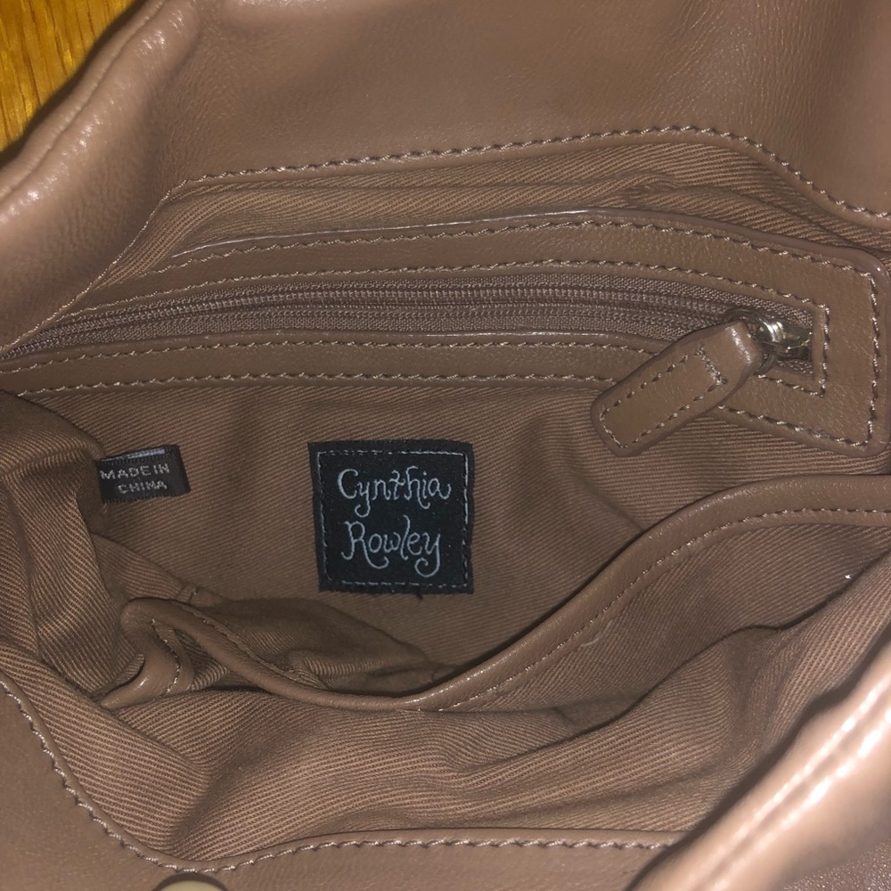 Purse - Picture 6 of 7